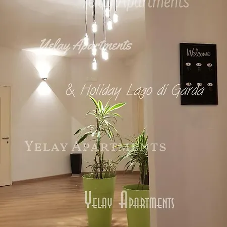 Апартаменты Yelay & Holiday Lago Di Garda *