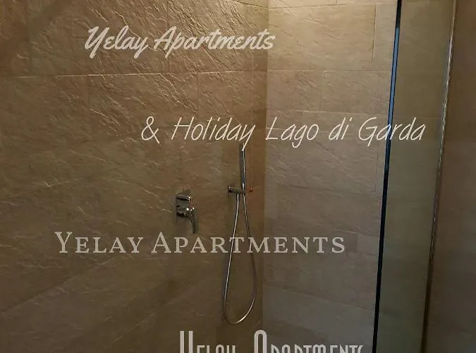 Yelay & Holiday Lago Di Garda Raffa