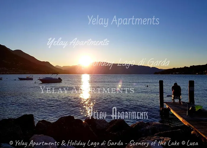 Yelay & Holiday Lago Di Garda Apartment *