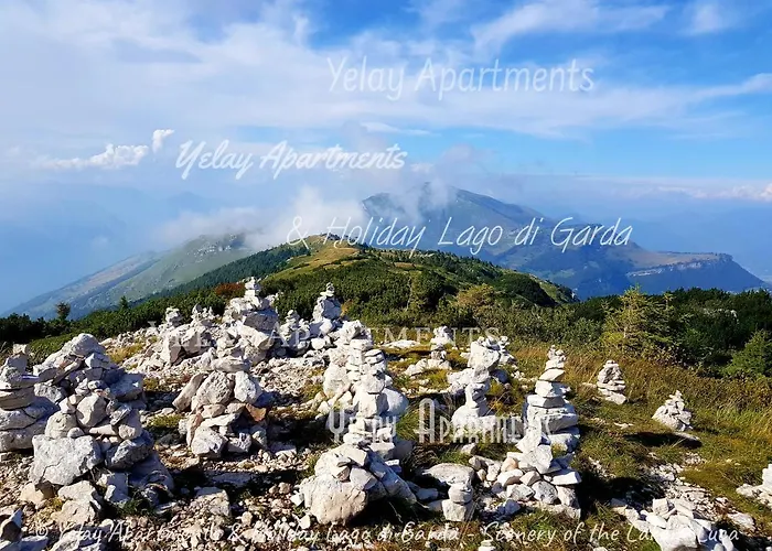 Yelay & Holiday Lago Di Garda Apartment *
