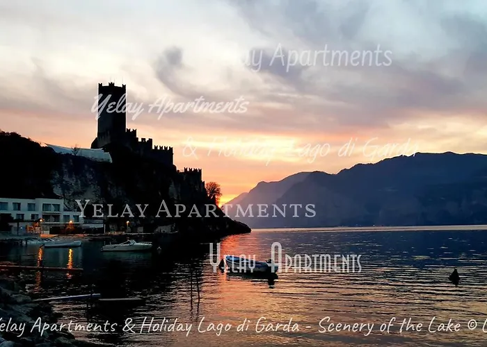 Yelay & Holiday Lago Di Garda Apartment *