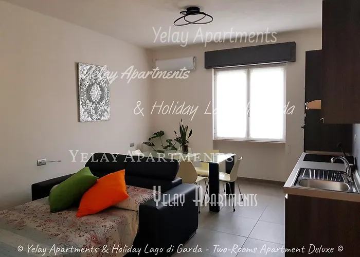 Yelay & Holiday Lago Di Garda Raffa