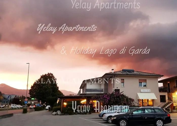 Yelay & Holiday Lago Di Garda Apartment *